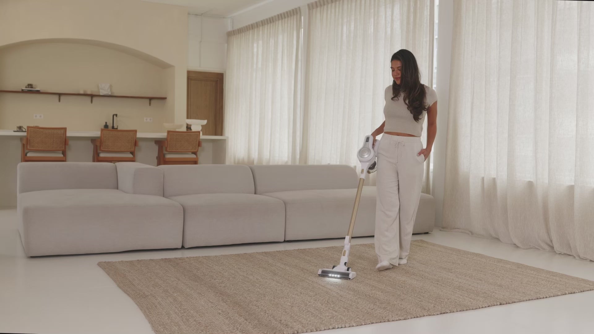 AG Steelstofzuiger. White.